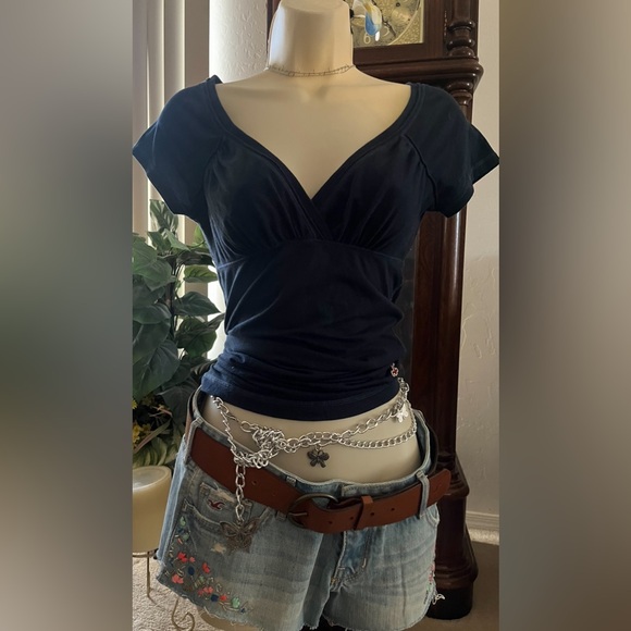 Beautiful Hollister 2000s empire waist babydoll top short sleeves❣️ - Picture 7 of 16